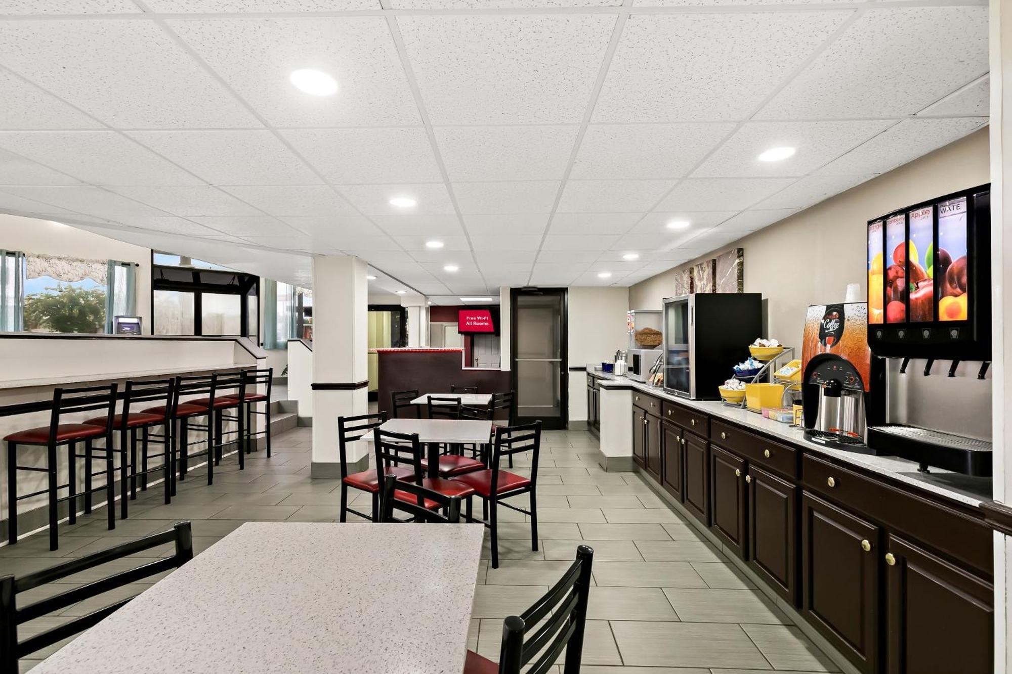 Red Roof Inn & Suites Duncan Εξωτερικό φωτογραφία