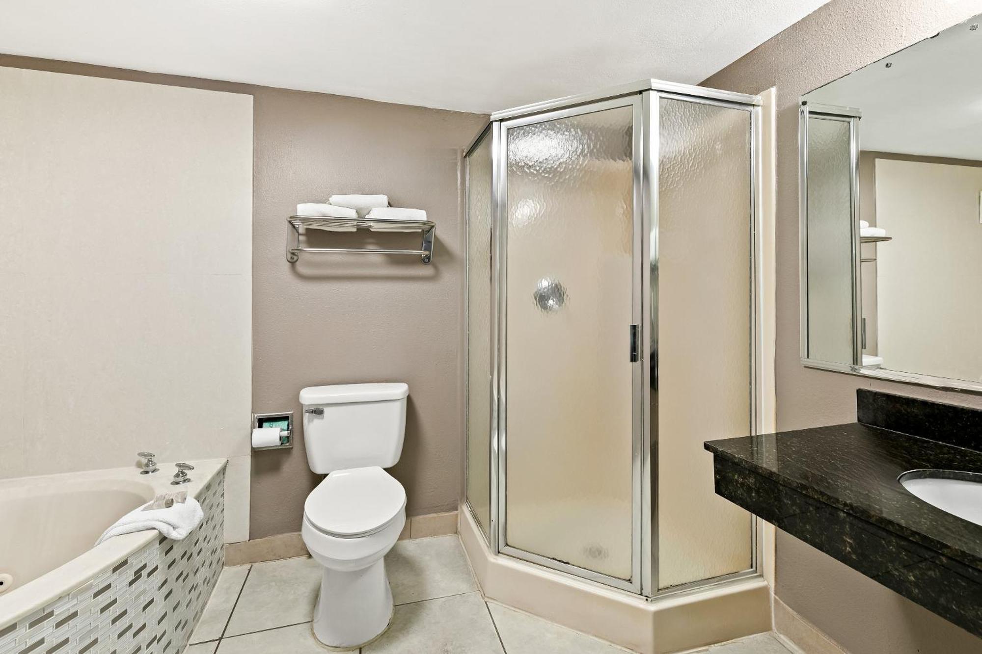 Red Roof Inn & Suites Duncan Εξωτερικό φωτογραφία