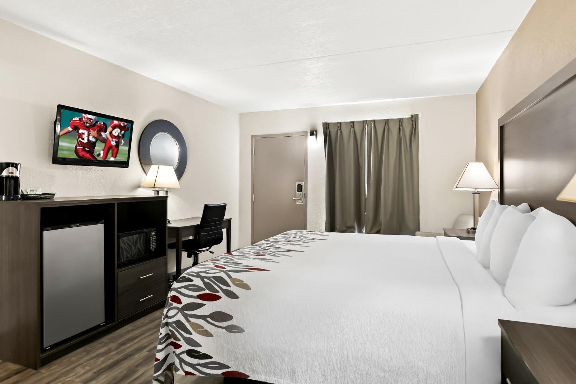 Red Roof Inn & Suites Duncan Εξωτερικό φωτογραφία