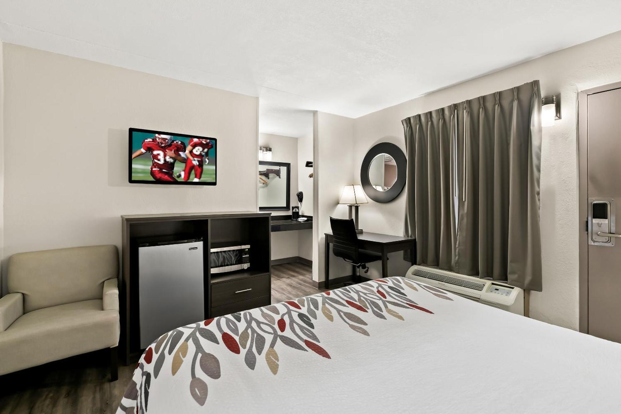 Red Roof Inn & Suites Duncan Εξωτερικό φωτογραφία