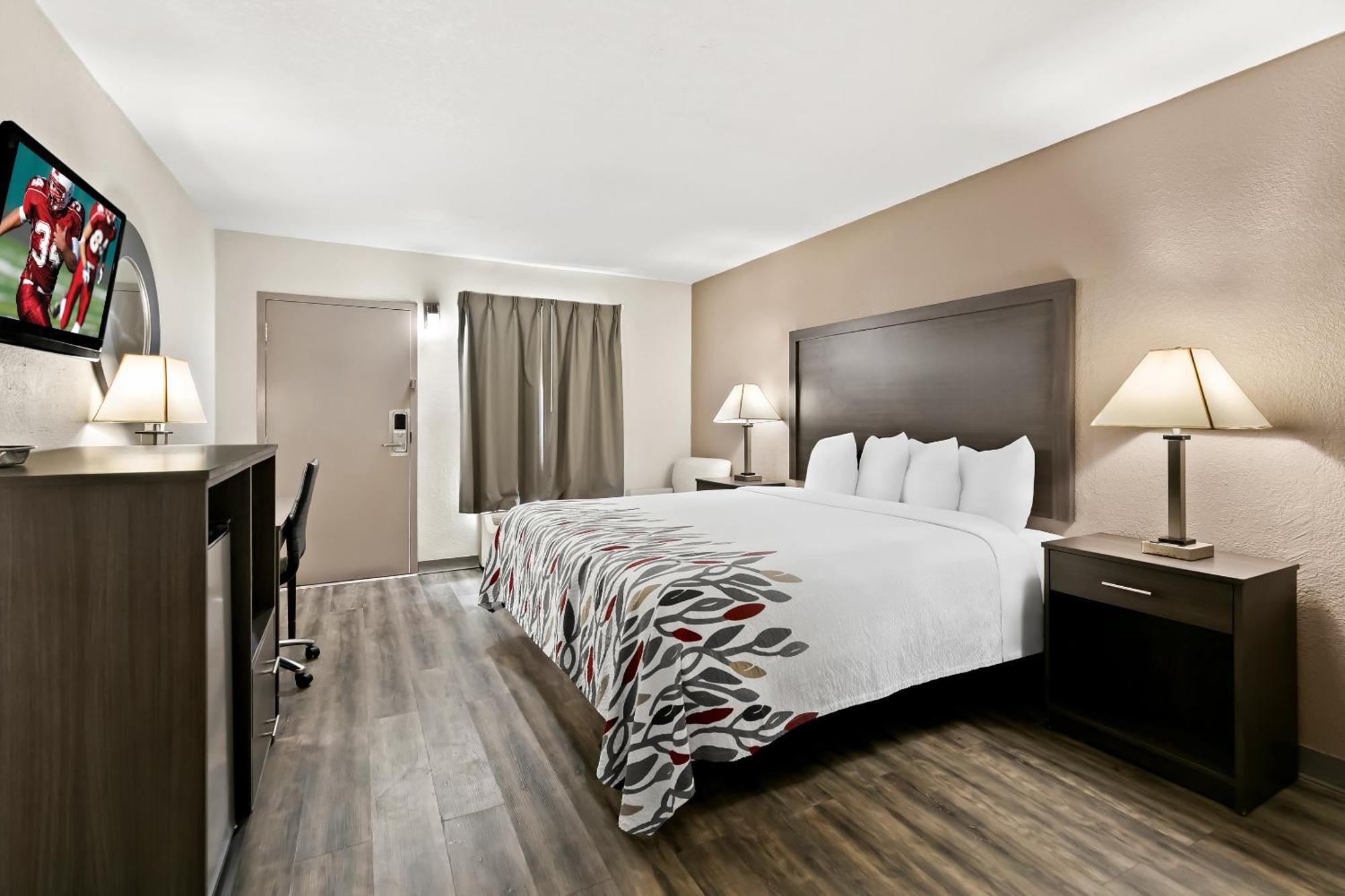 Red Roof Inn & Suites Duncan Εξωτερικό φωτογραφία