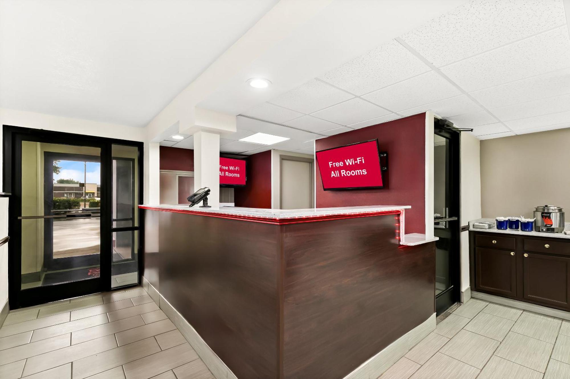 Red Roof Inn & Suites Duncan Εξωτερικό φωτογραφία